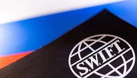 “美欧本轮对俄金融制裁切断SWIFT措施具体如何实施？影响几何？