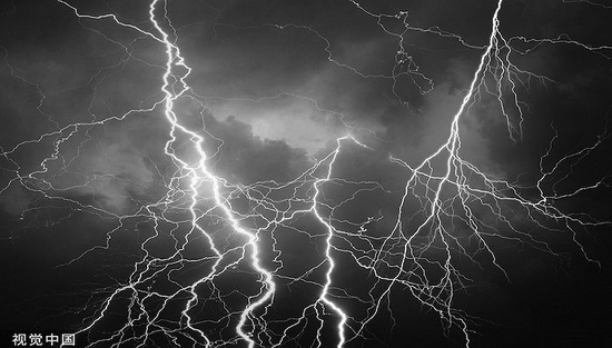 游戏大厂米哈游、莉莉丝同时“踩雷”五矿信托产品，并将对簿公堂，究竟怎么回事？