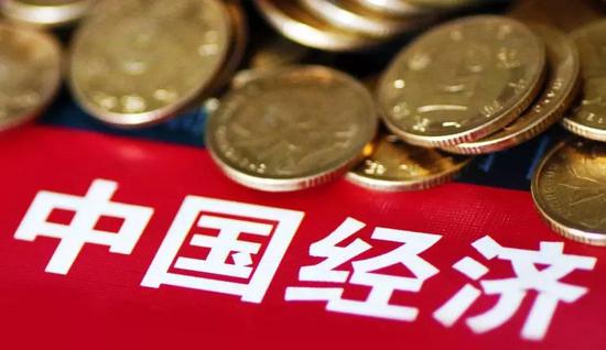 1、实施更大周围的减税降费,较大幅度增补地方当局专项债券周围。