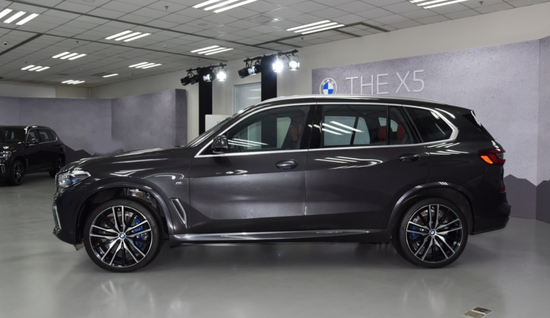 豪华品牌季度报：奔驰奥迪销量跌超两位数