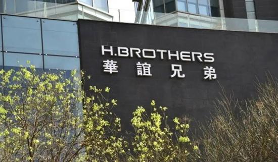 三年连亏近60亿、股价下挫44% 华谊兄弟亟待票房拯救