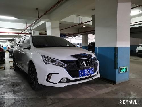 添堵的“电冻车”：入冬续航打5折，“柴暖”偏方存隐患