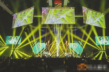 电子竞技新物种诞生：从传统电脑前到移动端手