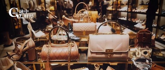 包奢侈品牌排行榜_男士十大斜挎包品牌排行榜(男士斜挎包品牌排名)(2)