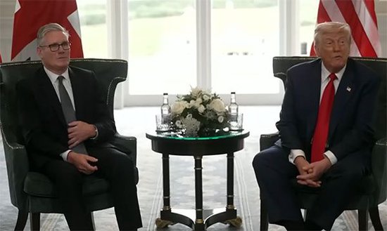 特朗普和斯塔默在苏格兰会面