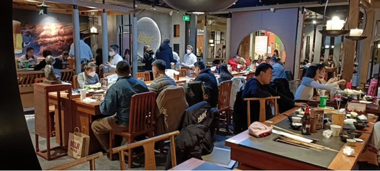 渝中区堂食复苏观察