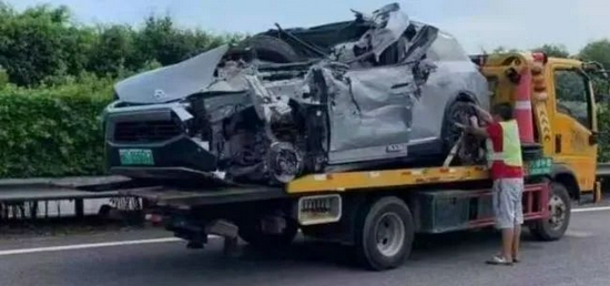 蔚来接触事故车员工是否被传唤?家属与蔚来各执一词 蔚来接触事故车员工是否被传唤?家属与蔚来各执一词