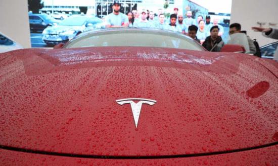 特斯拉宣布裁员7% 中国超级工厂大举招聘