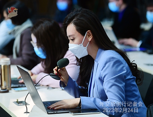 2022年2月24日外交部发言人华春莹主持例行记者会