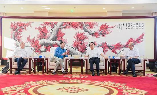 任正非：极端困难的外部条件 会把我们逼向世界第一