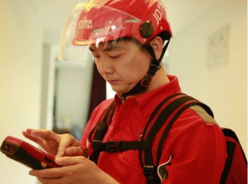 刘强东“御驾亲征”社区团购 听歌鄙视链顶端的