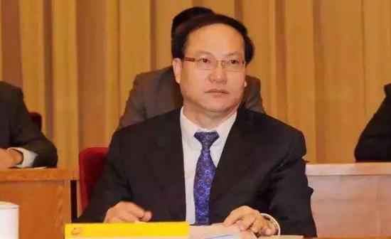 烟企董事长_曾发生腐败窝案的湖南烟企多人落马,先后两任总经理被查