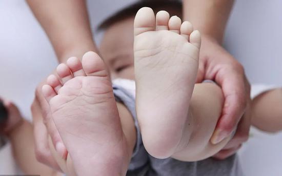 评论：“计划生育”淡出 “十四五”人口政策将有哪些重大调整