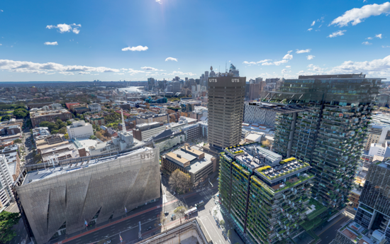 澳大利亚教育产业“至暗时刻”：学费收入锐减 高校大裁员