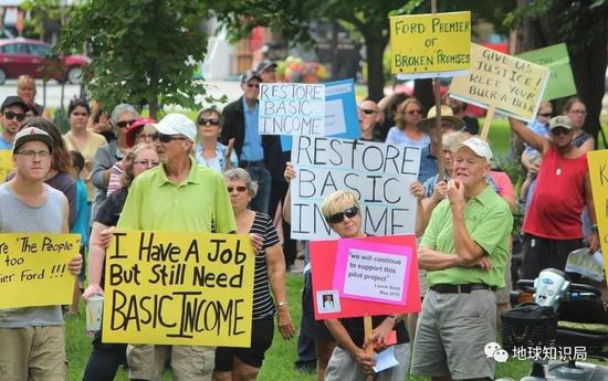 省长获得了不少民众的支持