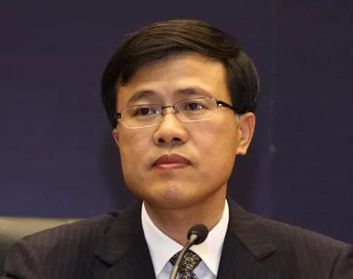 55岁肖远企升任银保监会副主席 接棒黄洪、祝树民