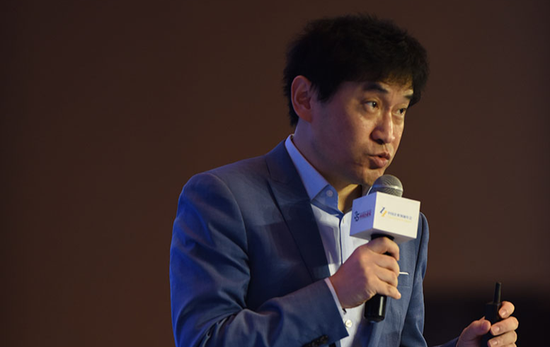 看过完美日记、元気森林后，陈龙说，聪明的生产者会走向消费者