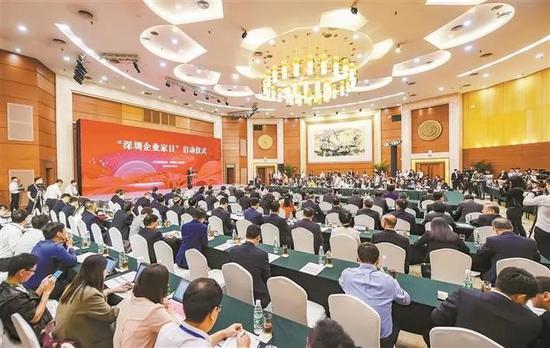 江苏省委常严宽杜若溪生活照委一口气加了3个微