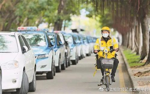 国家邮政局鼓励快递小哥回乡创业，改善工作生活环境