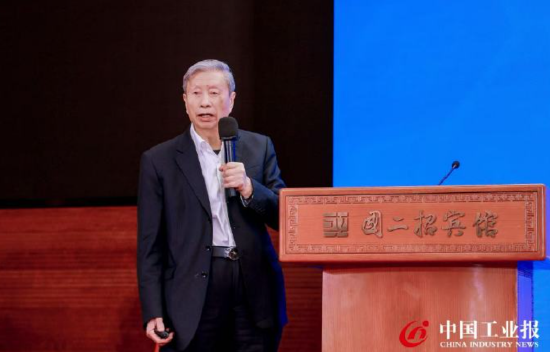 中国工程院院士刘大响：提供全民免费的航空应急救援服务