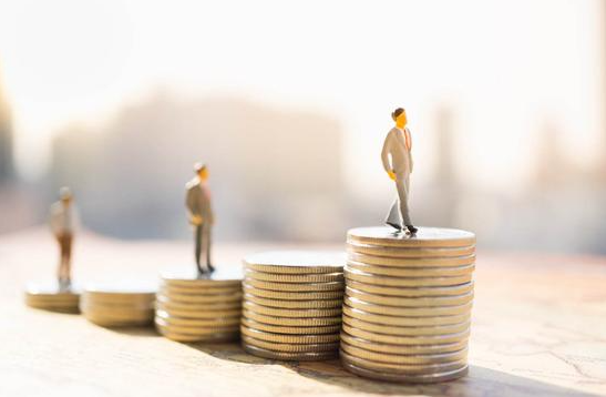 消费人口_中国消费前十名:上海社消超万亿稳居榜首,拥有3000万人口重庆逆...