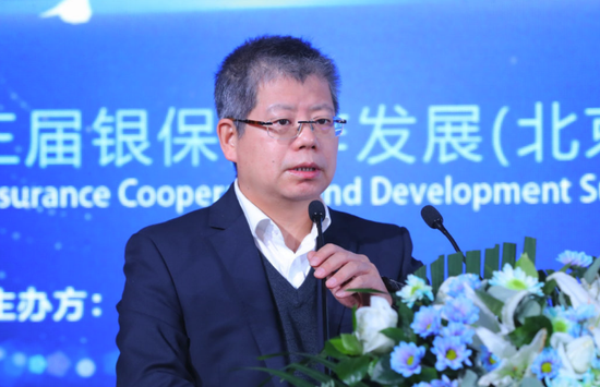 图为 合众资产管理股份有限公司总经理时宝东