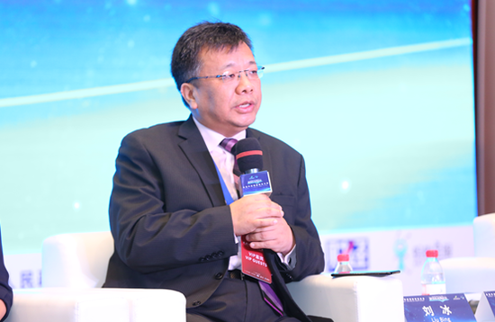 恒昌联席总裁刘冰在“金融安全与投资者保护”高峰论坛圆桌论坛上发言