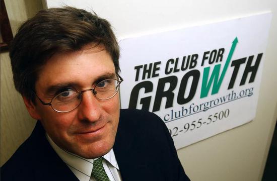 据彭博社报道,美国总统特朗普正考虑提名史蒂芬-摩尔(stephen moore)