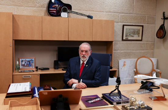 美可能发动打击在即，美驻以大使强调迅速离境的重要性：今天就走