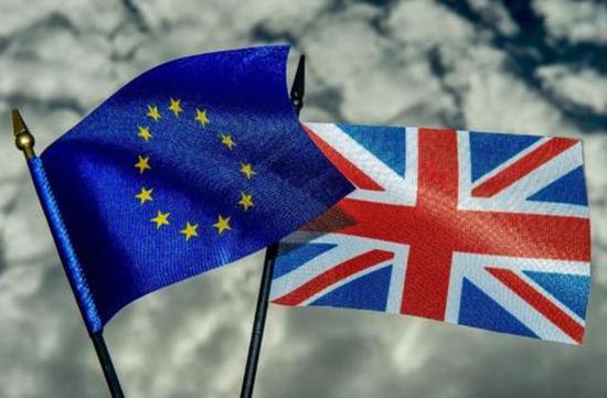 英国脱欧谈判暂停 英欧元首将在周六会谈 英镑短线下挫