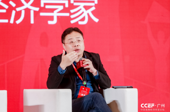 东方证券邵宇谈硅谷银行倒闭：可能美国摇摇晃晃过去了，但瑞信变成欧洲雷曼