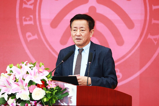 樊纲：更加重视“理论假说”的提出—经济学的学术规范与理论创新