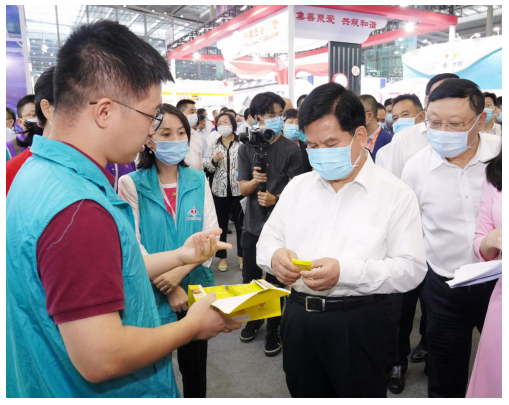 第八届中国慈展会开幕 碧桂园消费扶贫为脱贫奔富“添柴加薪”