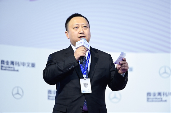 《商业周刊/中文版》事业群出版人，现代传播集团执行董事李剑