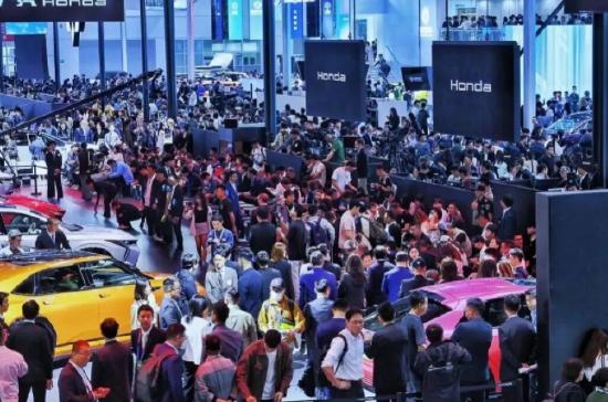 抖音免费100个赞，你还在等什么？