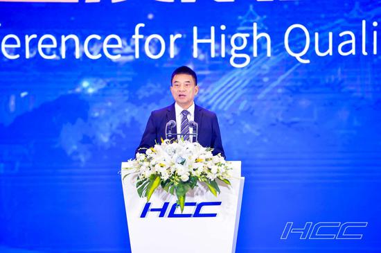 新希望刘永好：民营企业正在为资本市场发展做出新的贡献