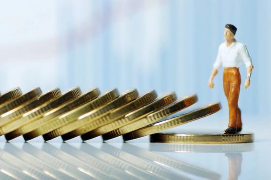 想要在财富上弯道超车，请停止你的无效努力！