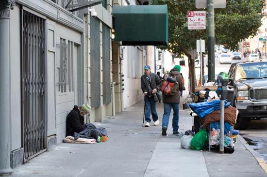 旧金山街头的无家可归者.(图片来源:business insider)