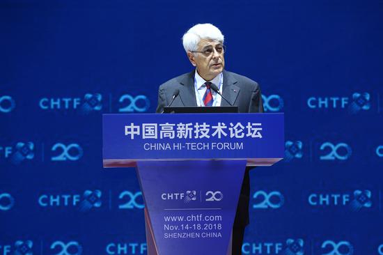 比利时联邦经济部管理委员会主席、常务副部长让-马克.德尔波特