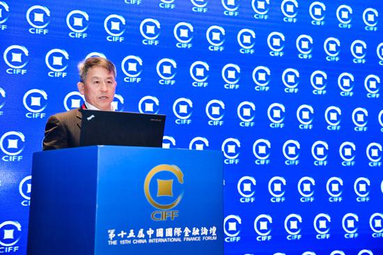 中国融资租赁企业协会副会长、秘书长王佳林