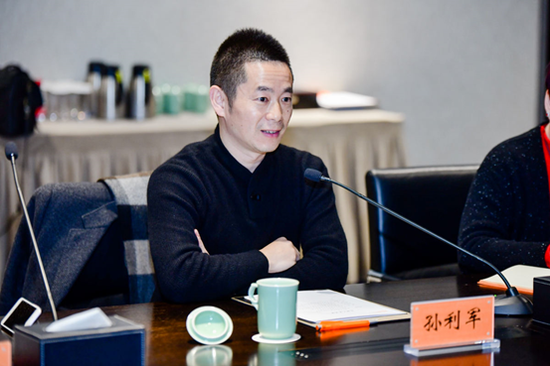 图说：阿里巴巴合伙人、阿里巴巴社会公益部总经理孙利军与嘉宾座谈