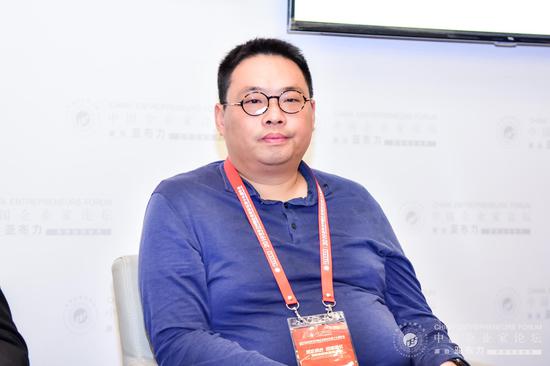 小黑鱼科技创始人兼CEO严海锋