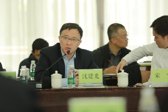 莫干山研究院副院长、京东数字科技副总裁、首席<a href='https://www.fishea.cn/mall/'  target='_blank'><a href='https://www.fishea.cn/mall/'  target='_blank'>经济</a></a>学家沈建光
