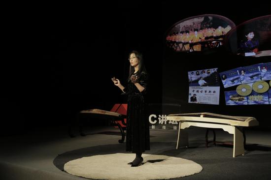 国家一级演员、中国东方乐团常务副团长姜淼