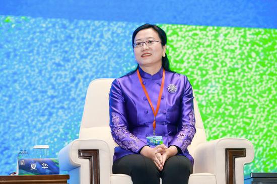 依文集团董事长夏华