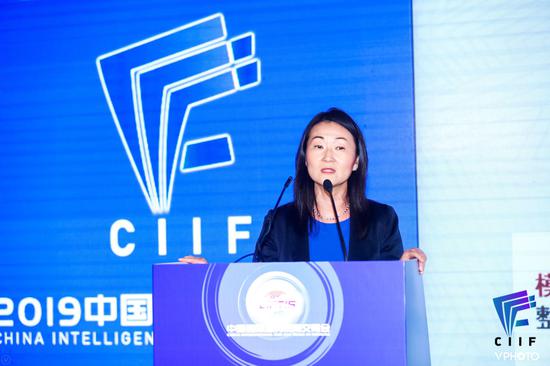 联想集团副总裁、人工智能实验室负责人徐飞玉