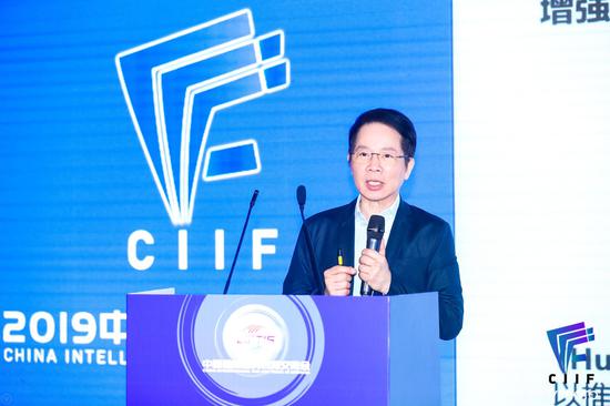 诺基亚成长基金管理合伙人邓元鋆