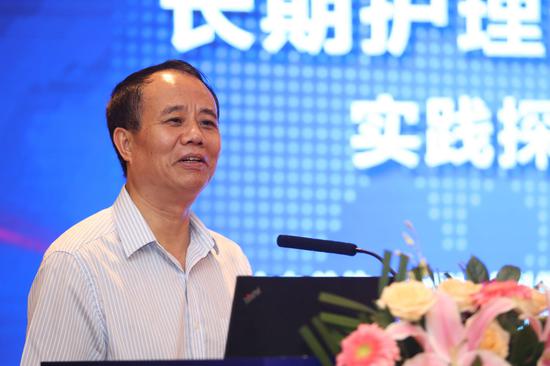 全国政协人口资源环境委员会副主任 王培安