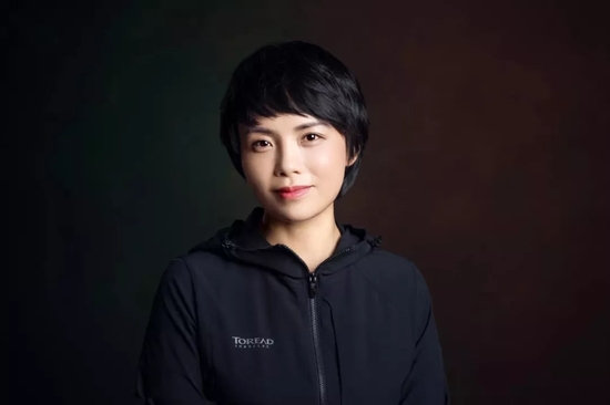 《攀登者》大热 探路者董事长王静4次登顶珠峰|女企业家_新浪财经