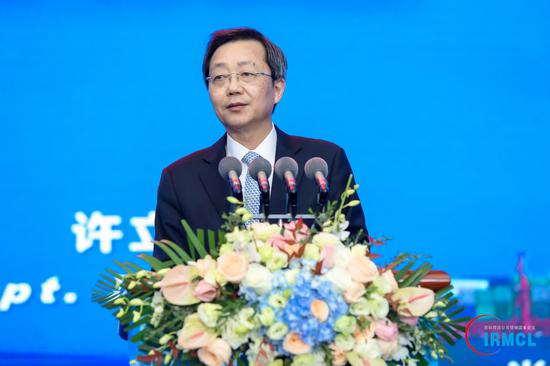 中国远洋海运集团有限公司董事长 许立荣